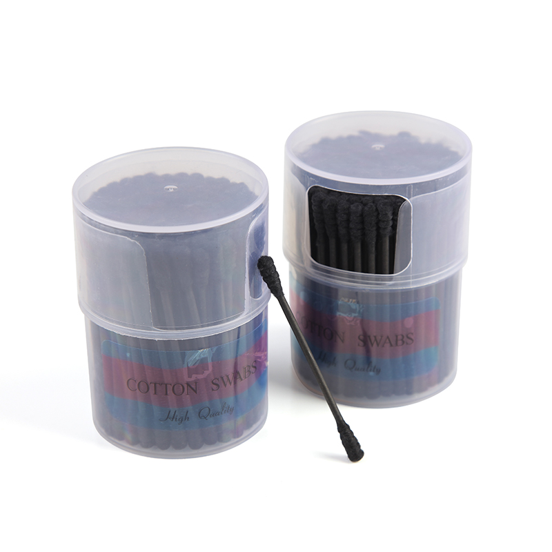 Kosmetický dvoukoncový černý vatový tampon s krabičkou 